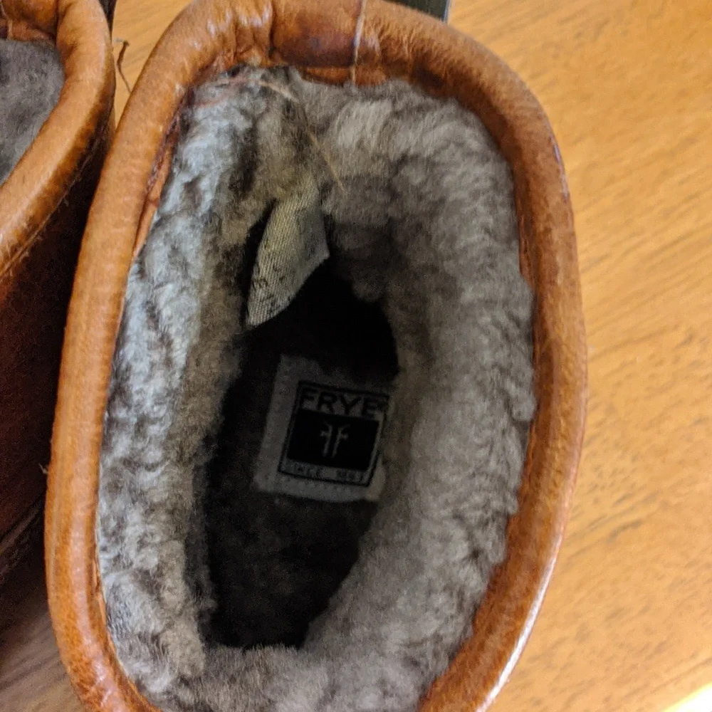 Boho Relove: Frye Shearling Winter Boots